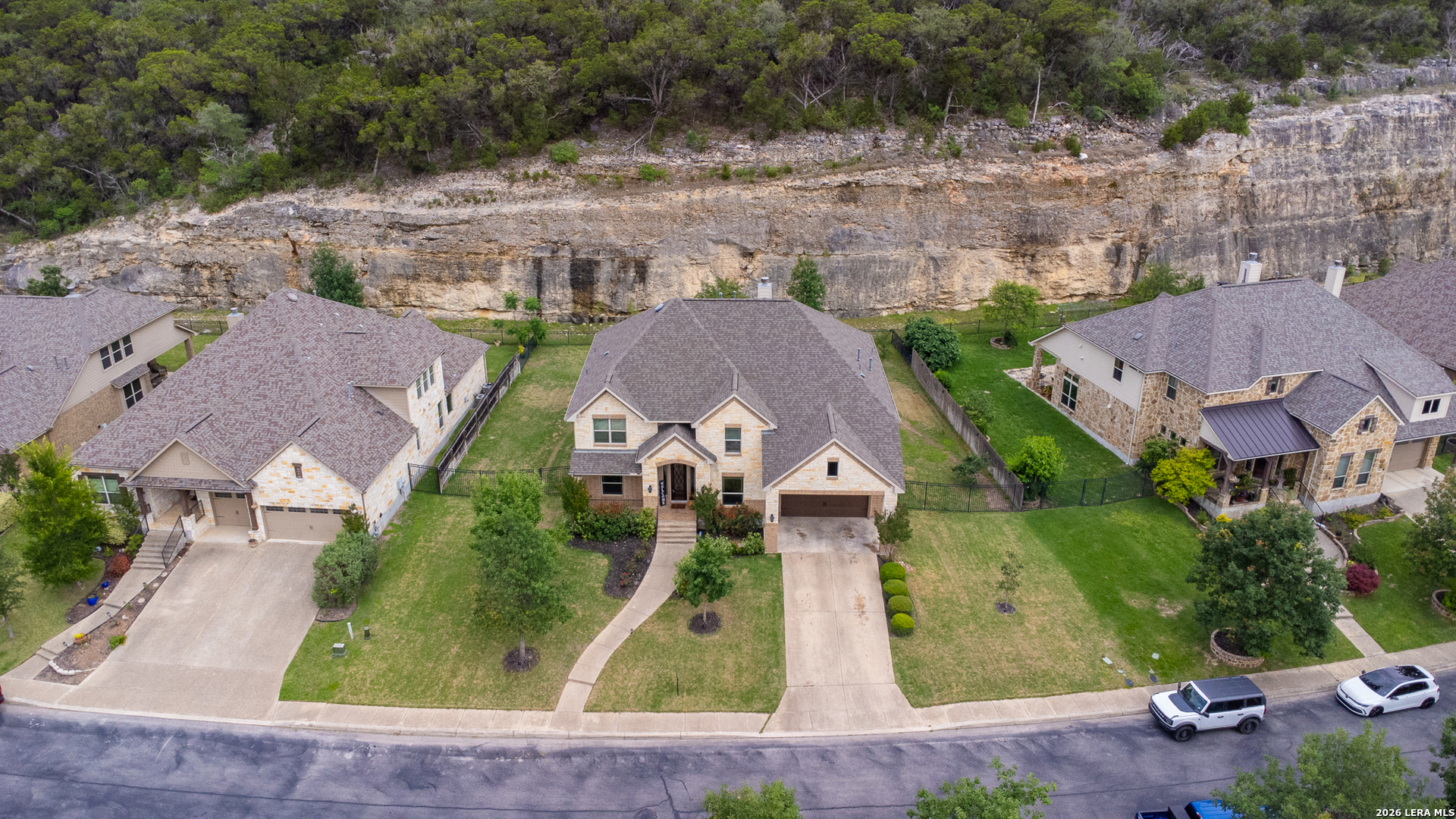 main property photo 50