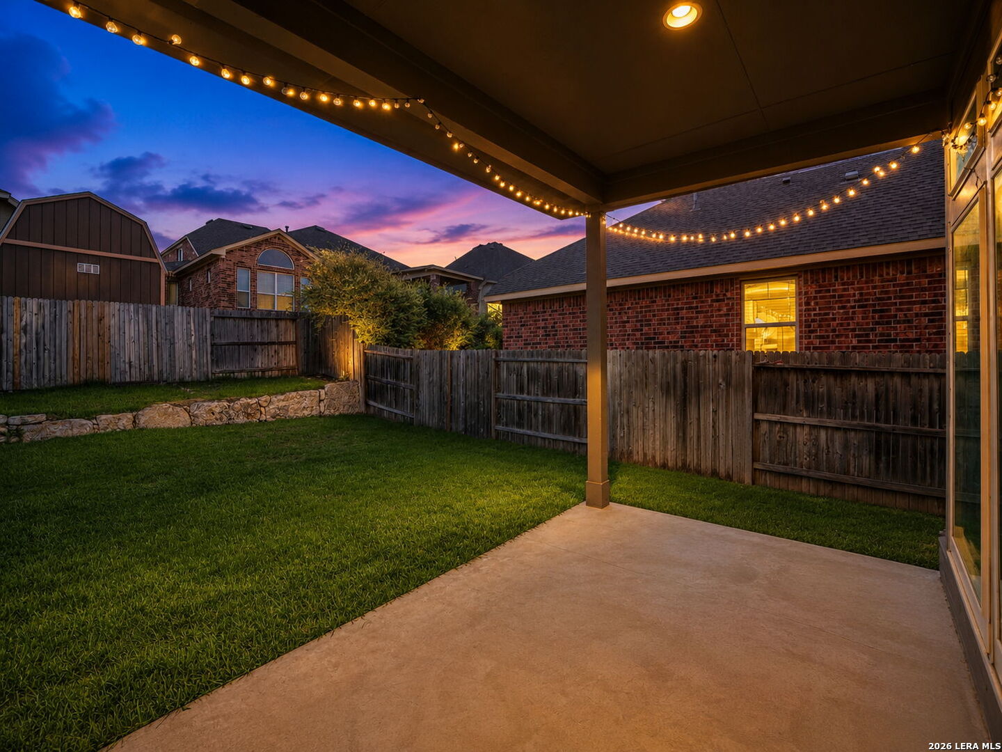 main property photo 25