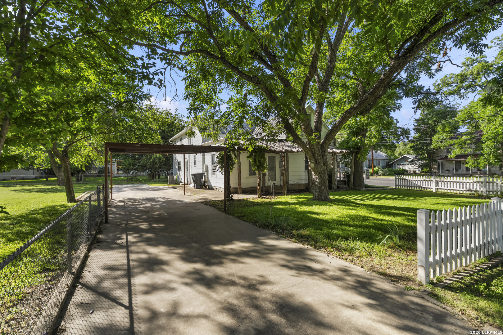 main property photo 67