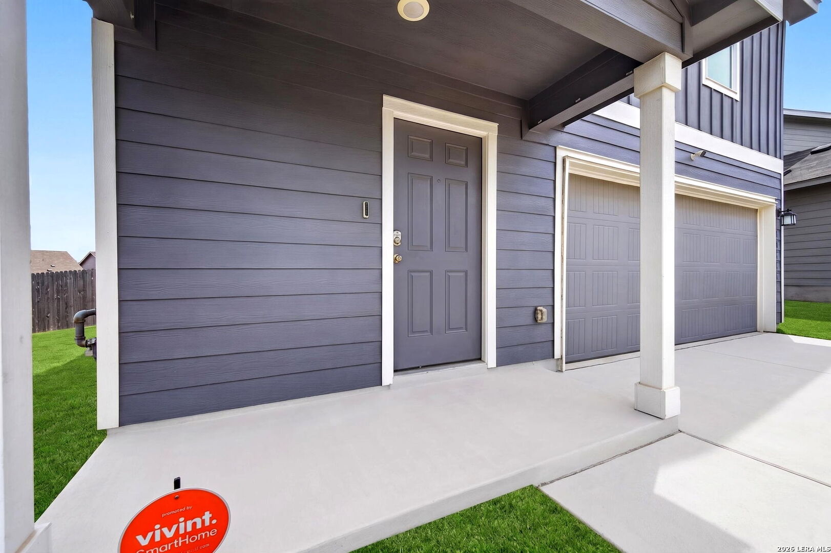 main property photo 4