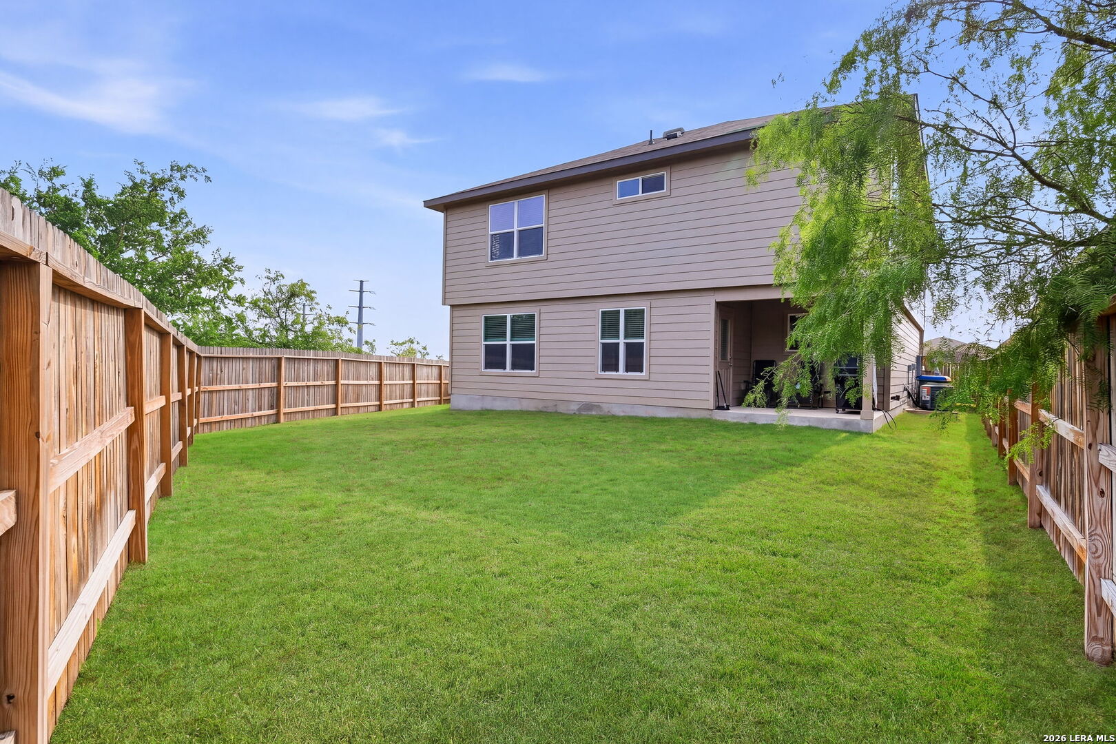main property photo 24