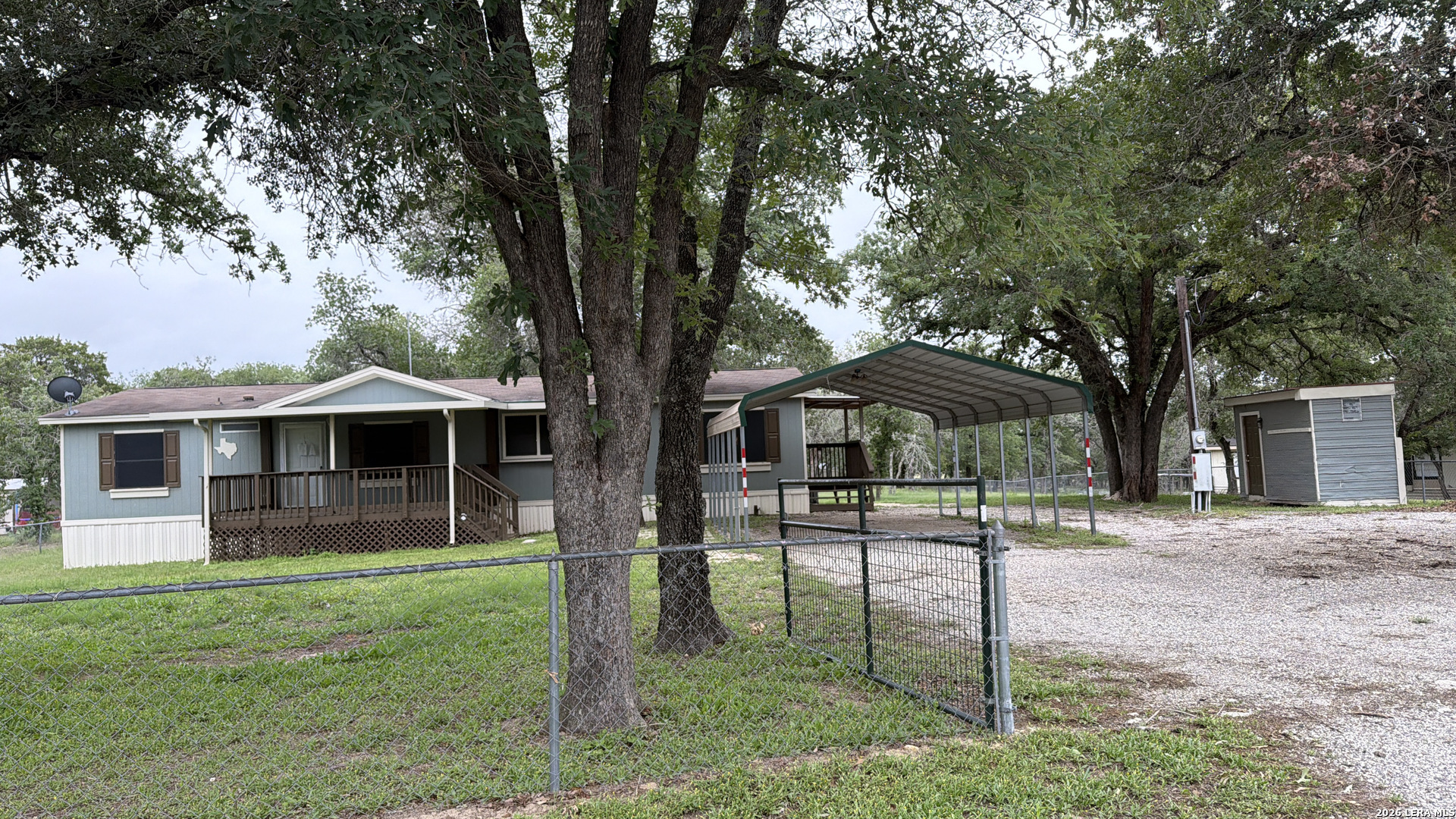 main property photo 18