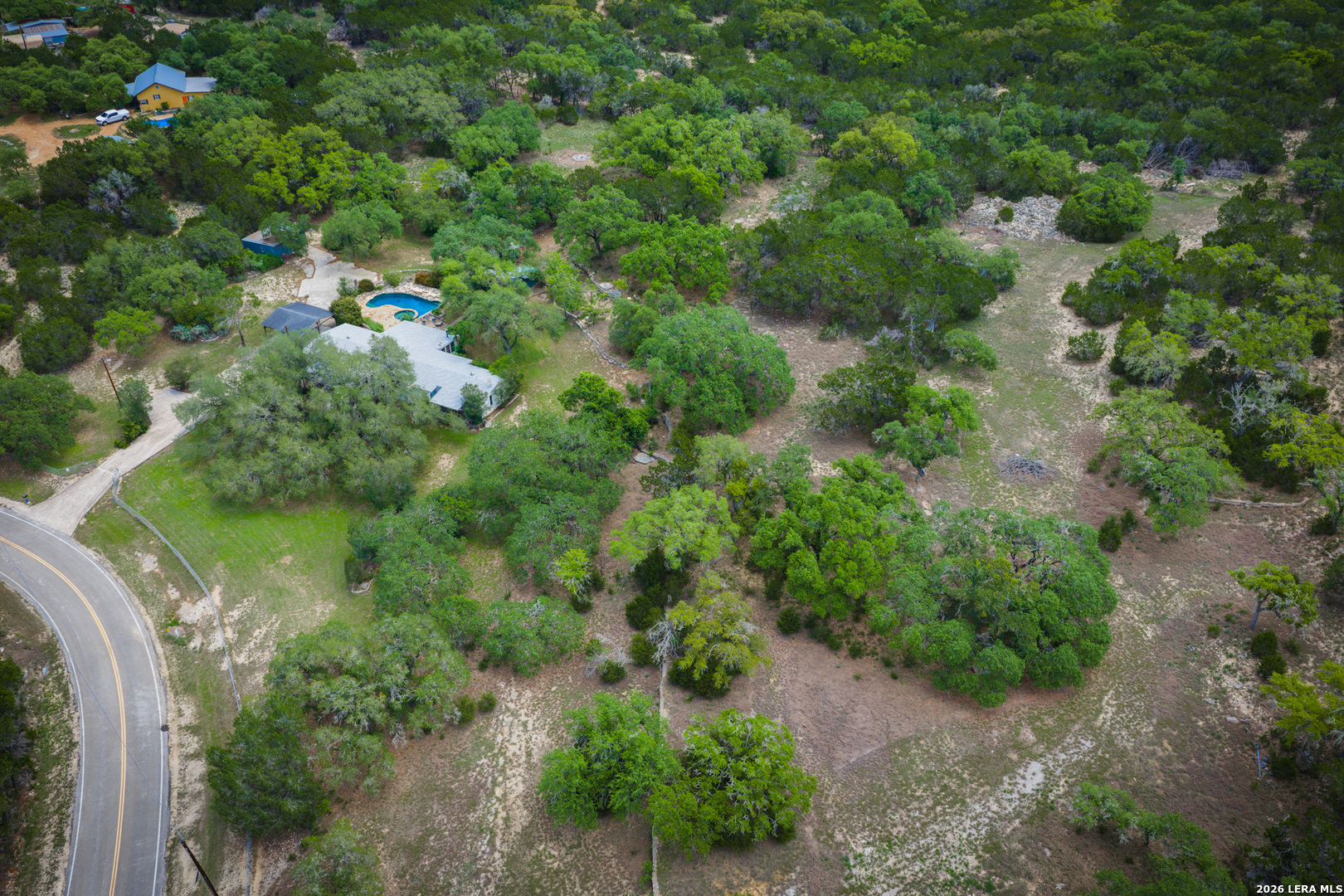 main property photo 37