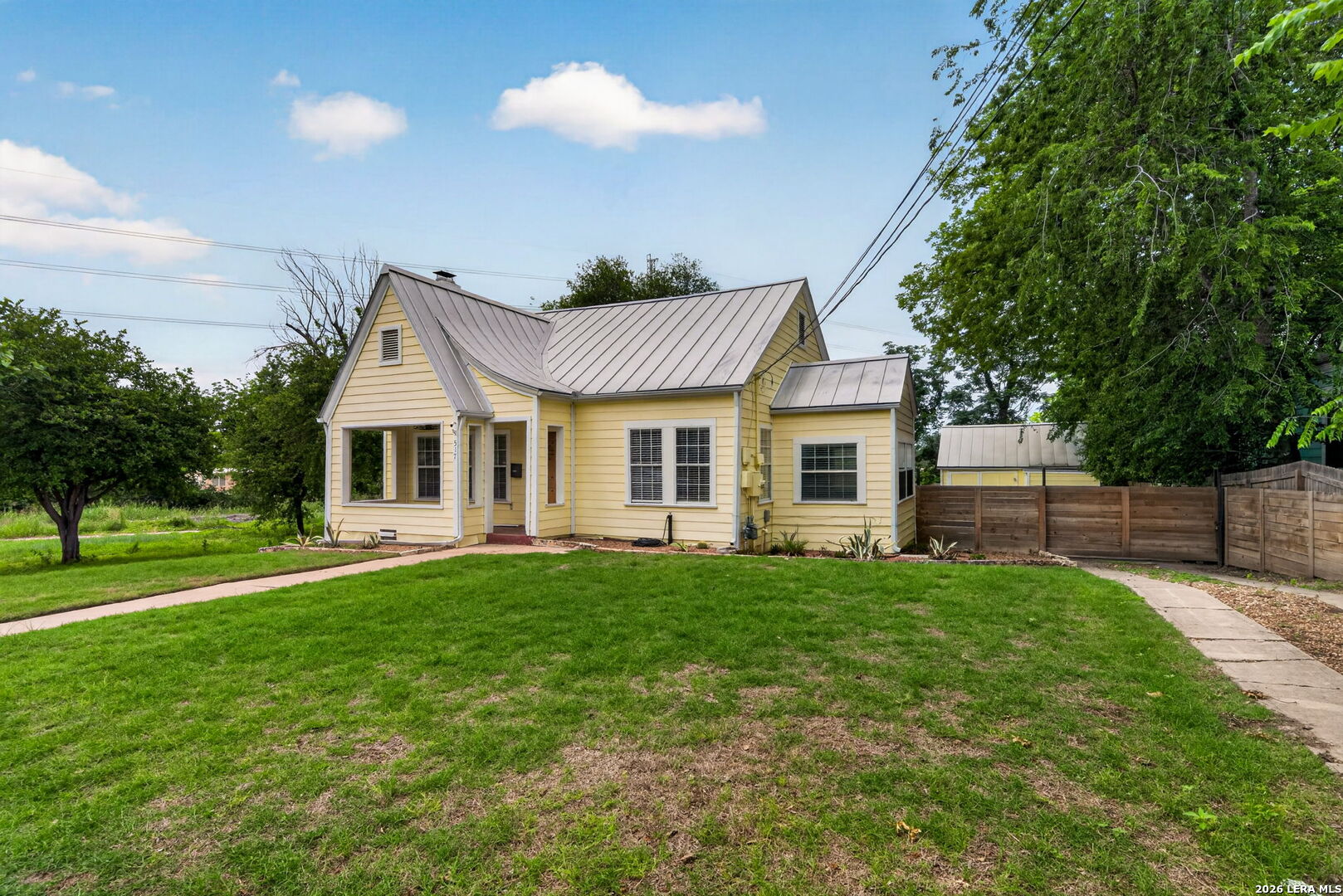 main property photo 1