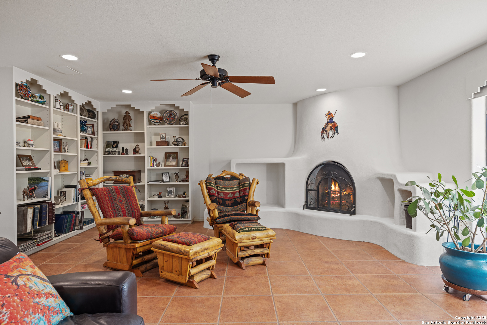 main property photo 11
