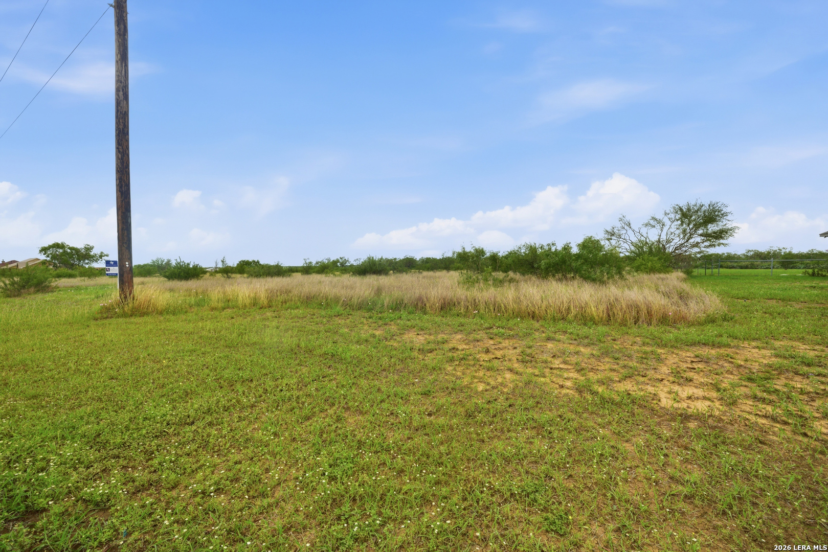 main property photo 11