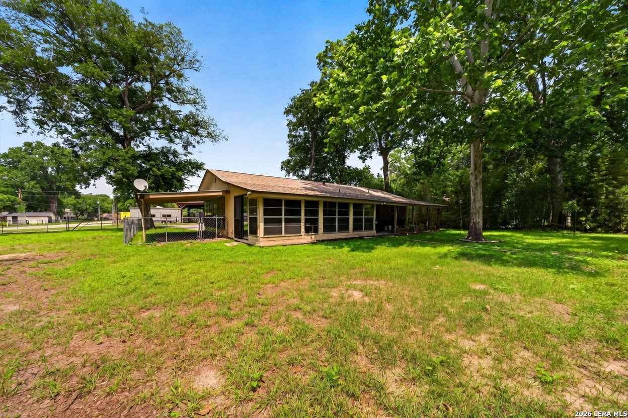 main property photo 29