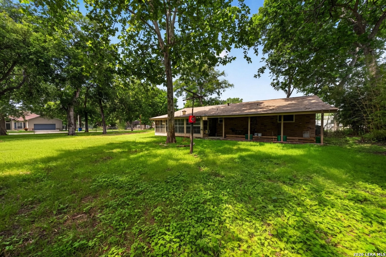main property photo 30
