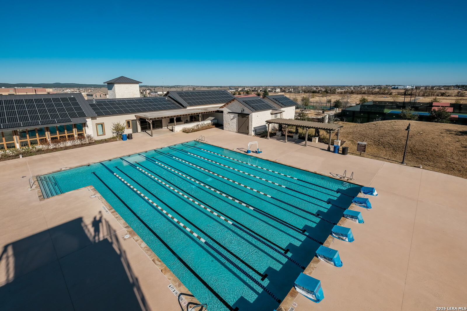 main property photo 40