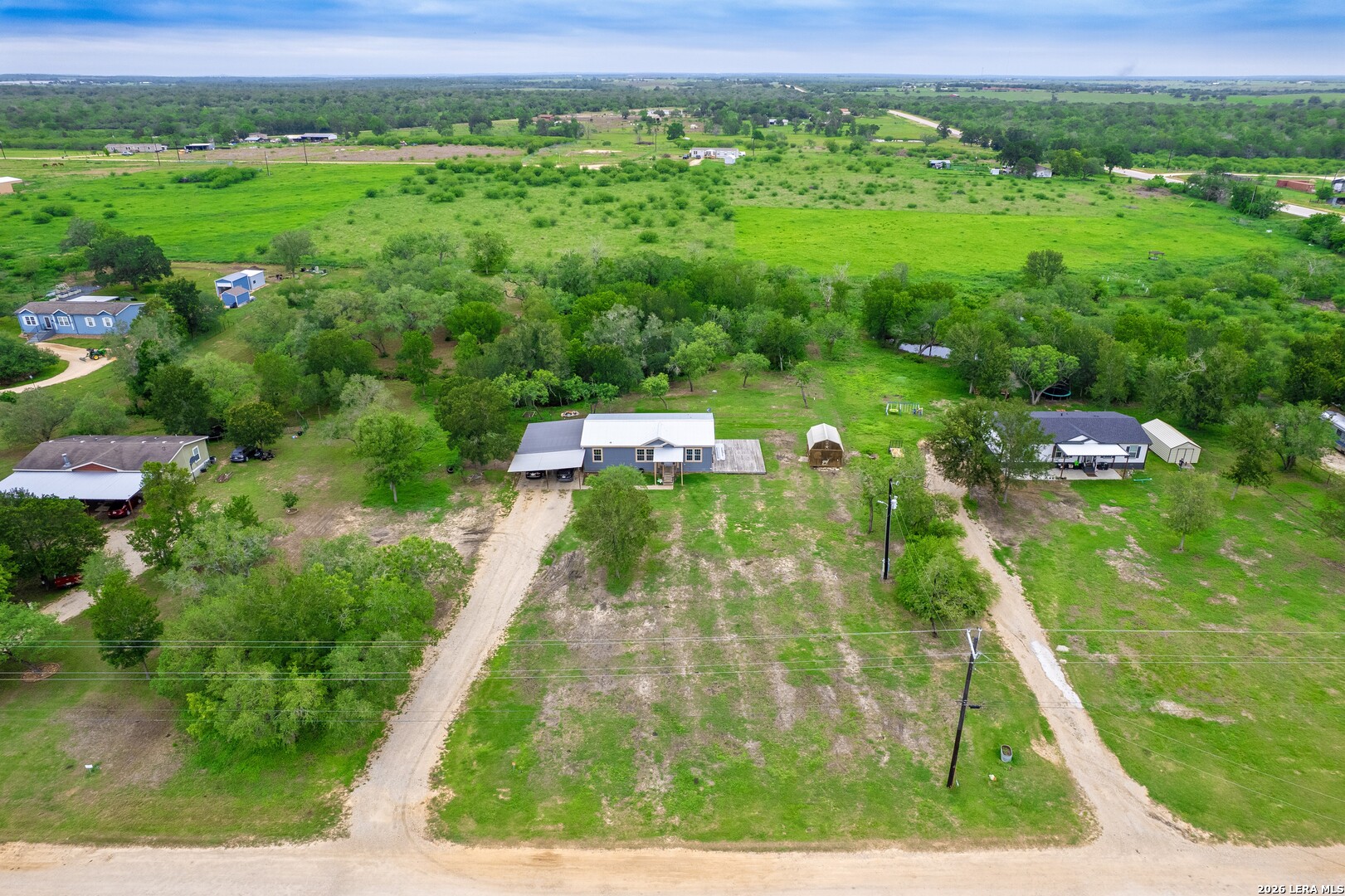 main property photo 33