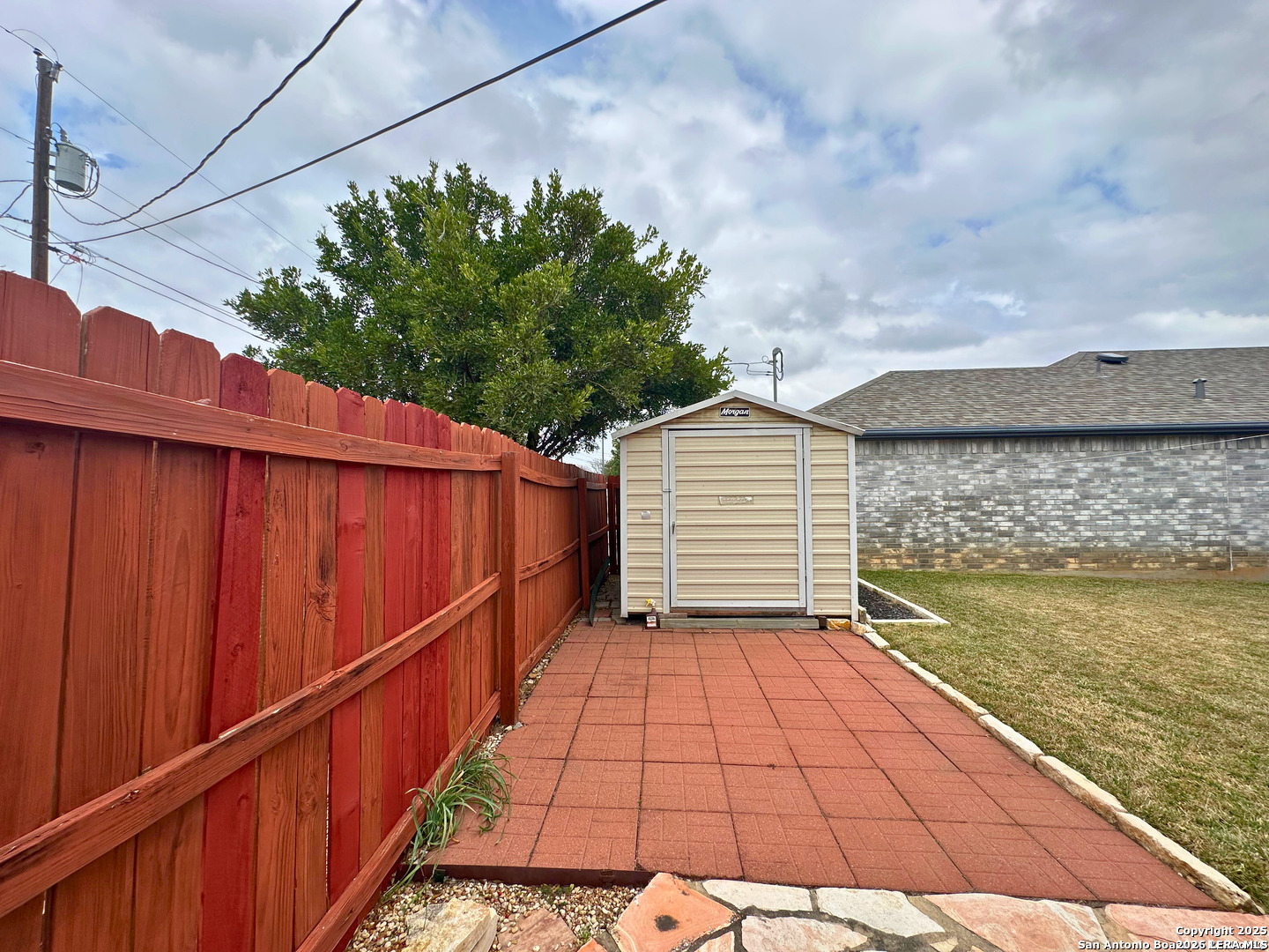 main property photo 21