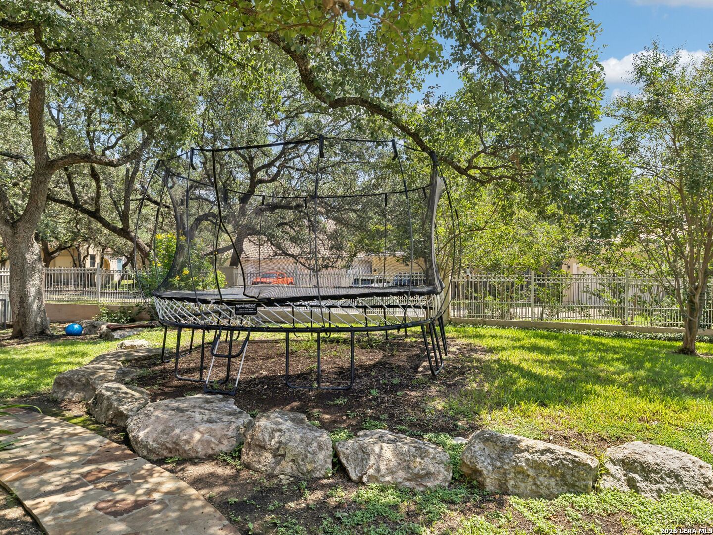 main property photo 79