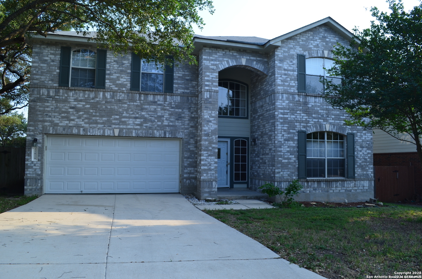 main property photo 2