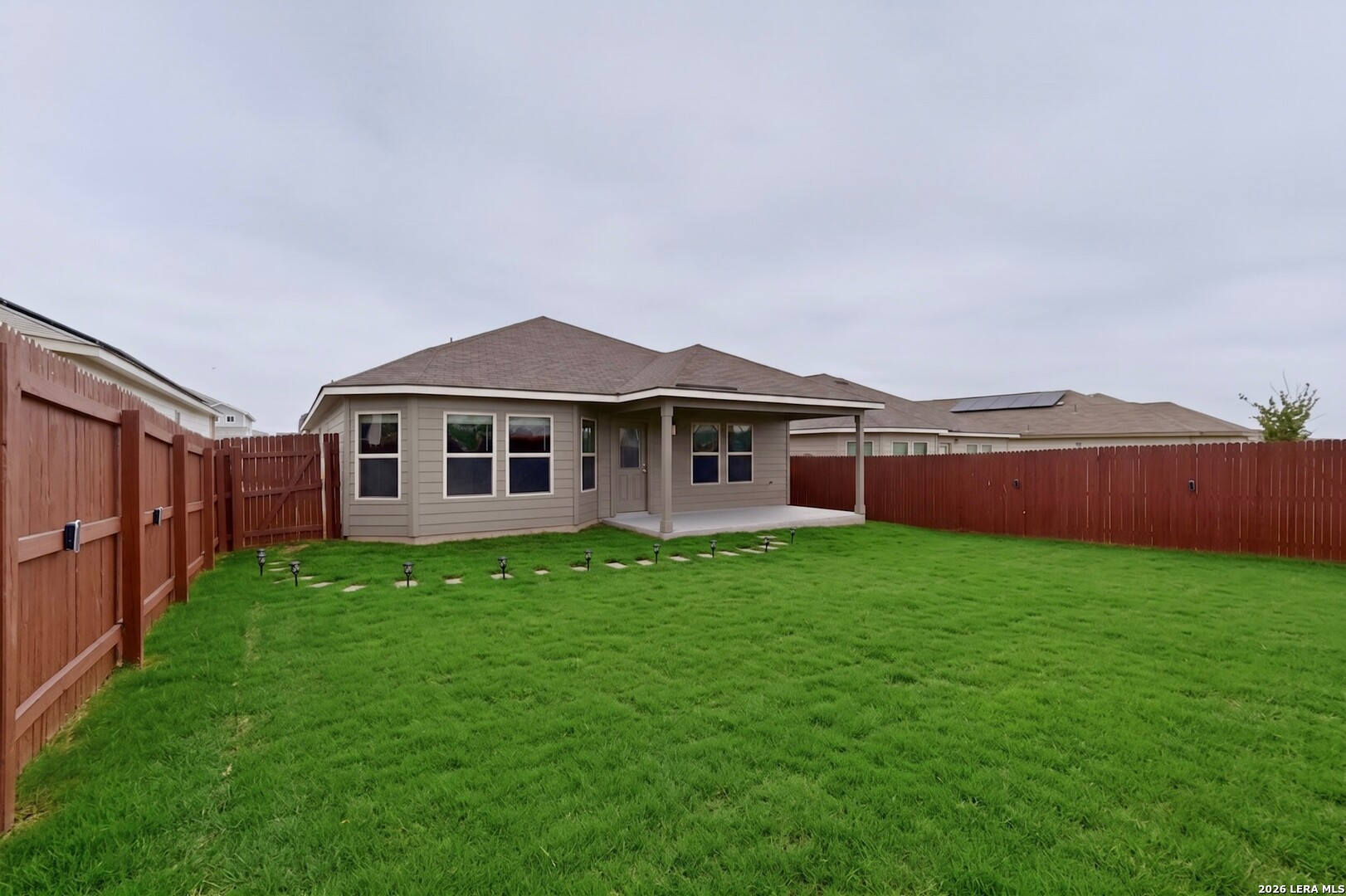 main property photo 41
