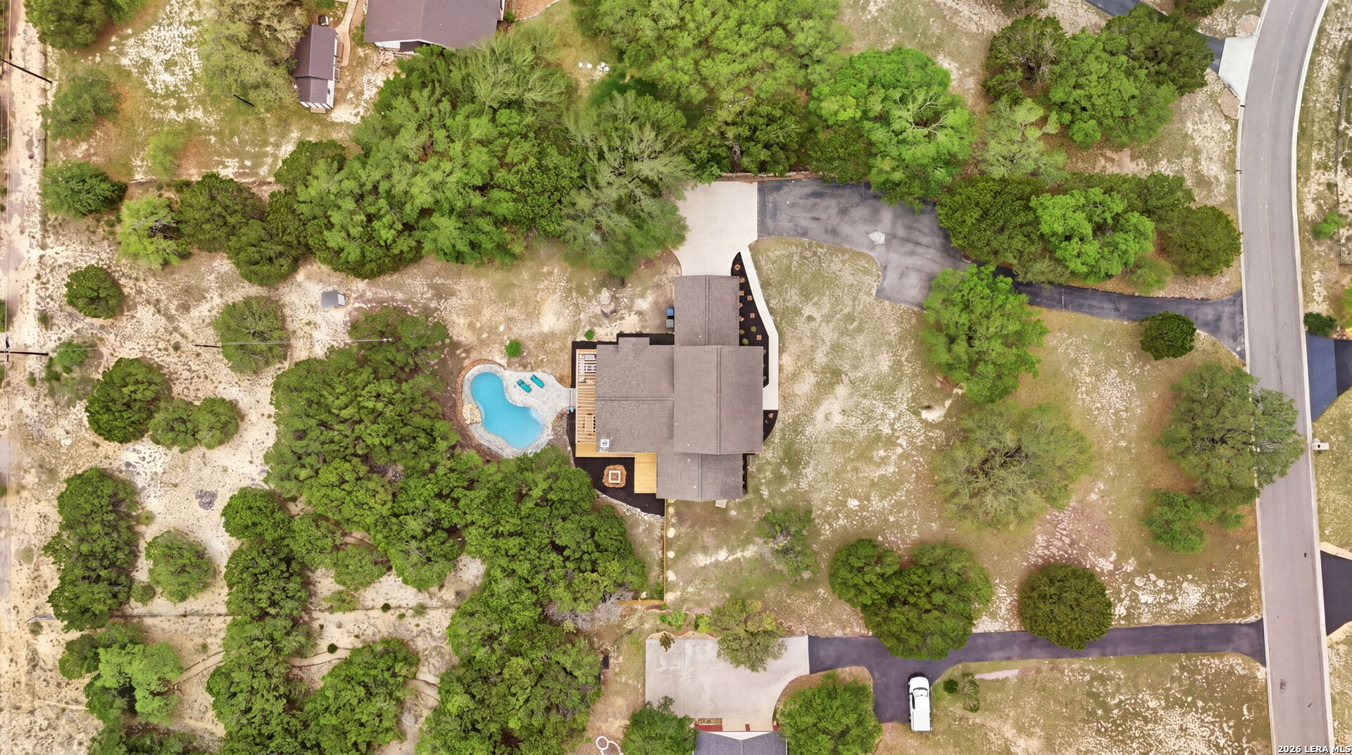 main property photo 107