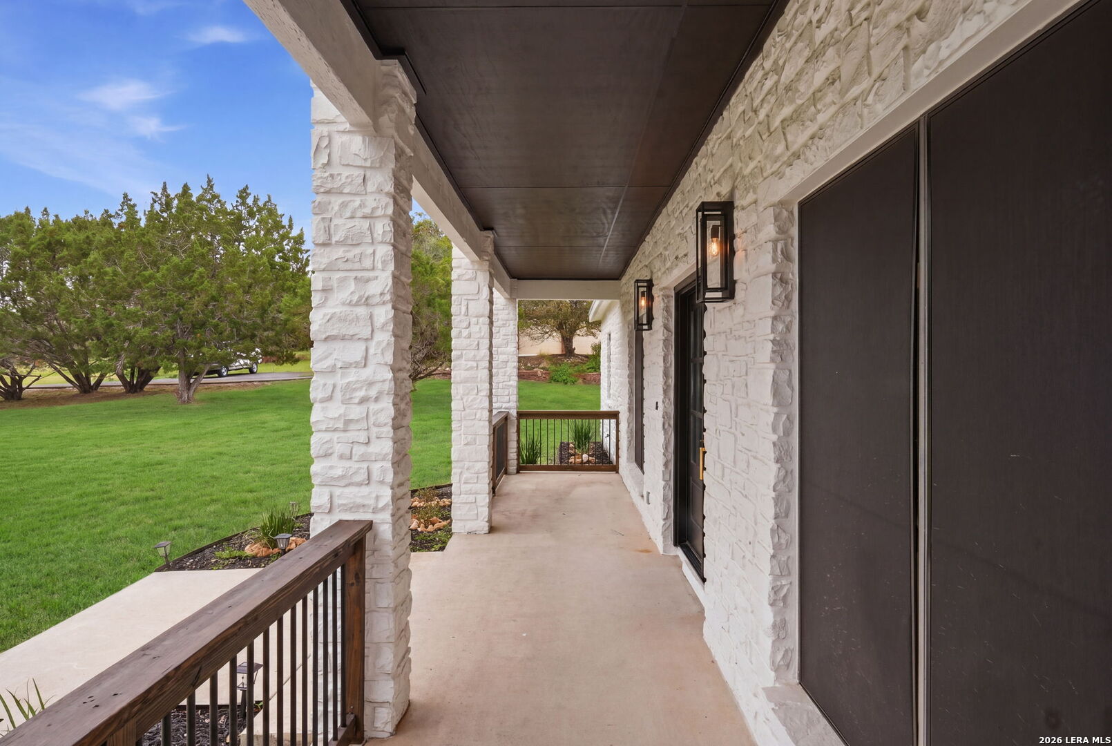 main property photo 90