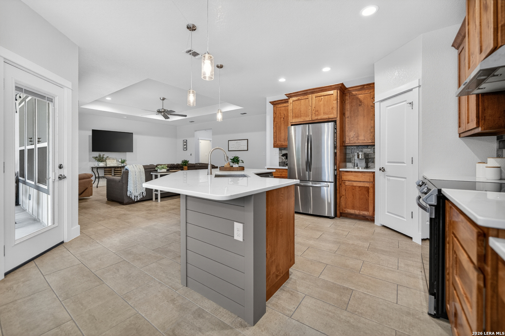 main property photo 17