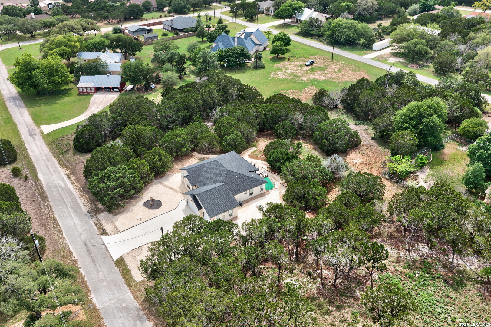 main property photo 38