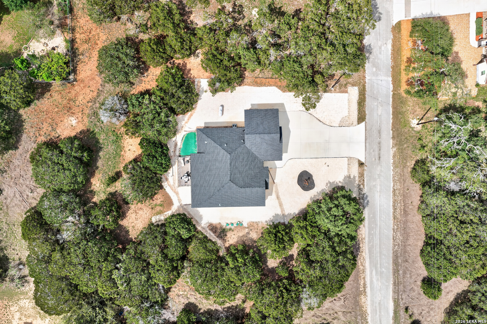 main property photo 39