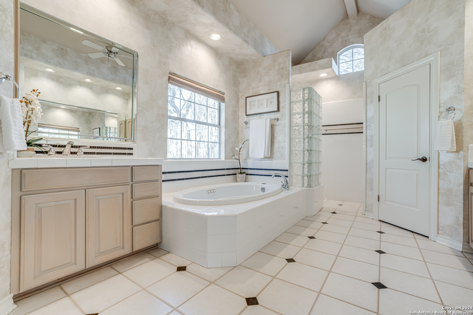 main property photo 61