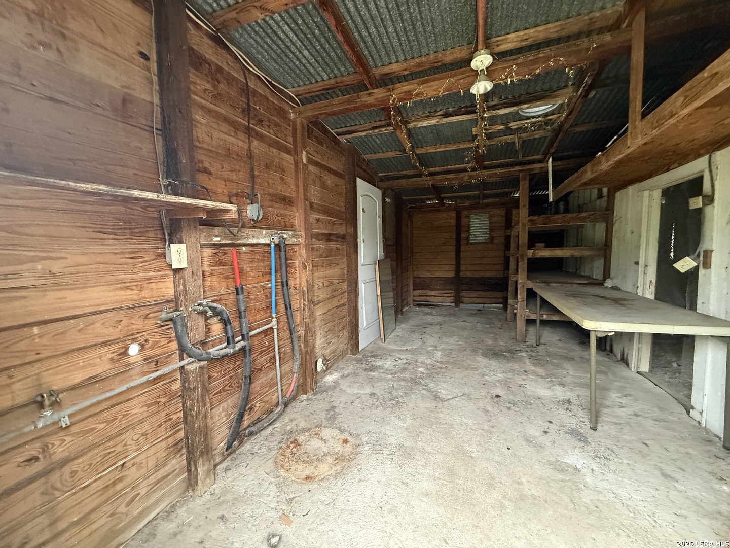 main property photo 29
