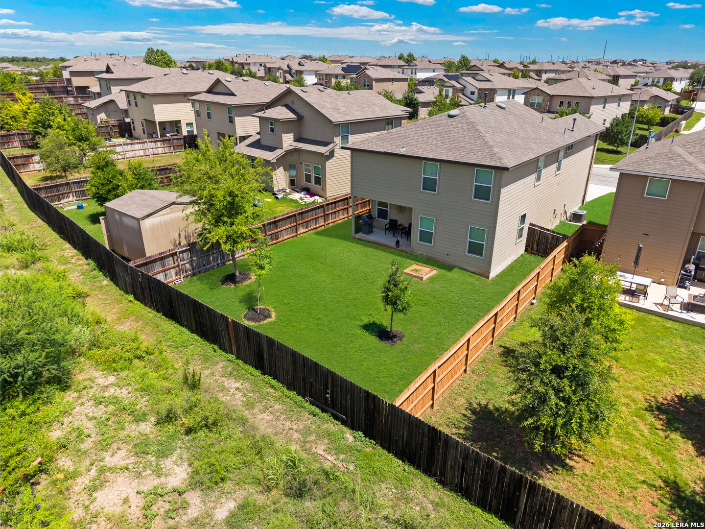 main property photo 30