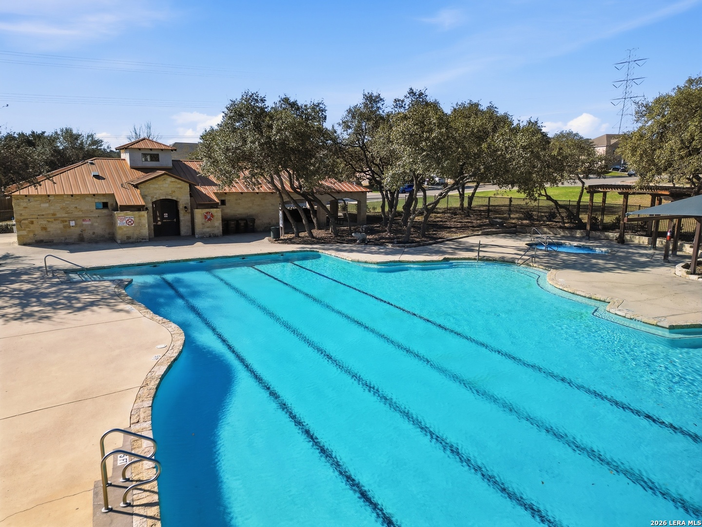 main property photo 37
