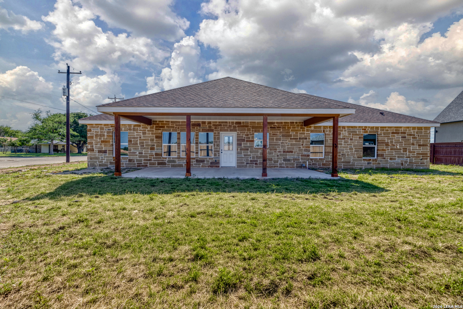 main property photo 29