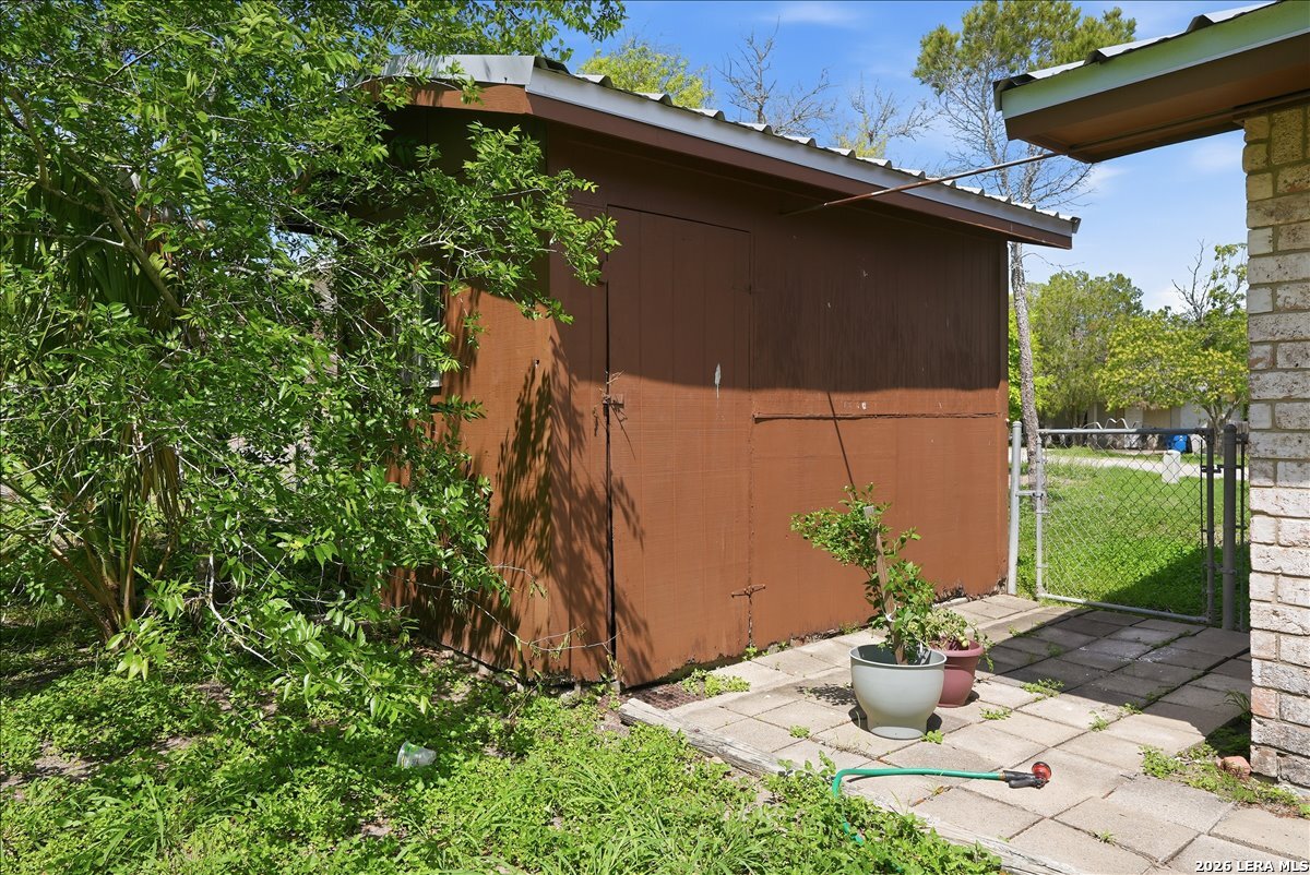 main property photo 24