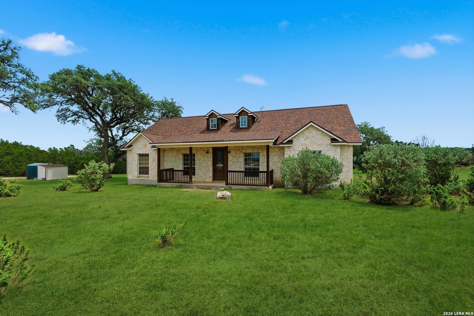 main property photo 2
