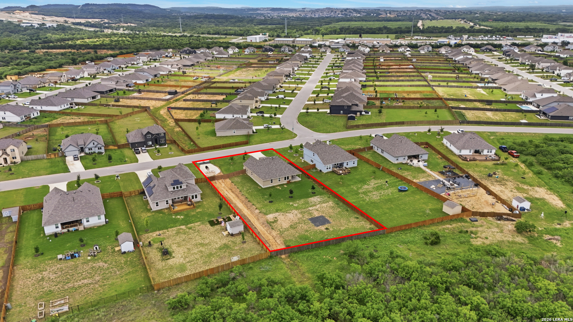 main property photo 41