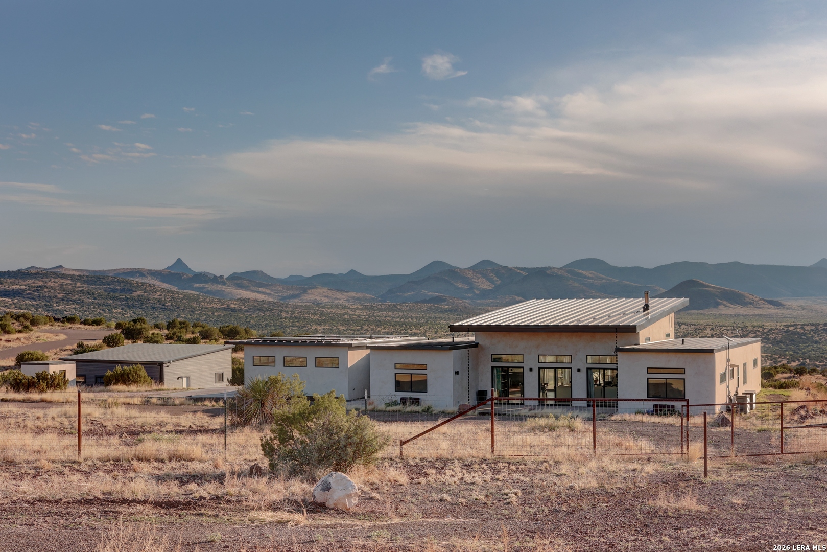 main property photo 38