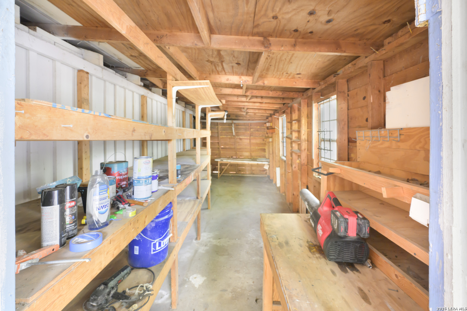 main property photo 35