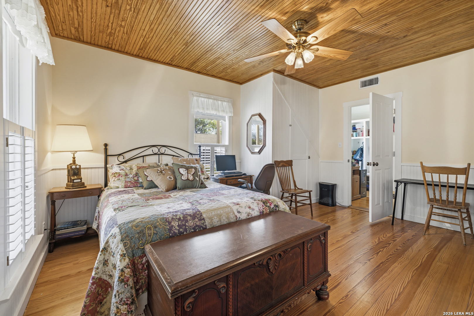 main property photo 24