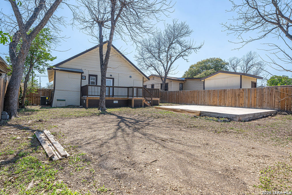 main property photo 11