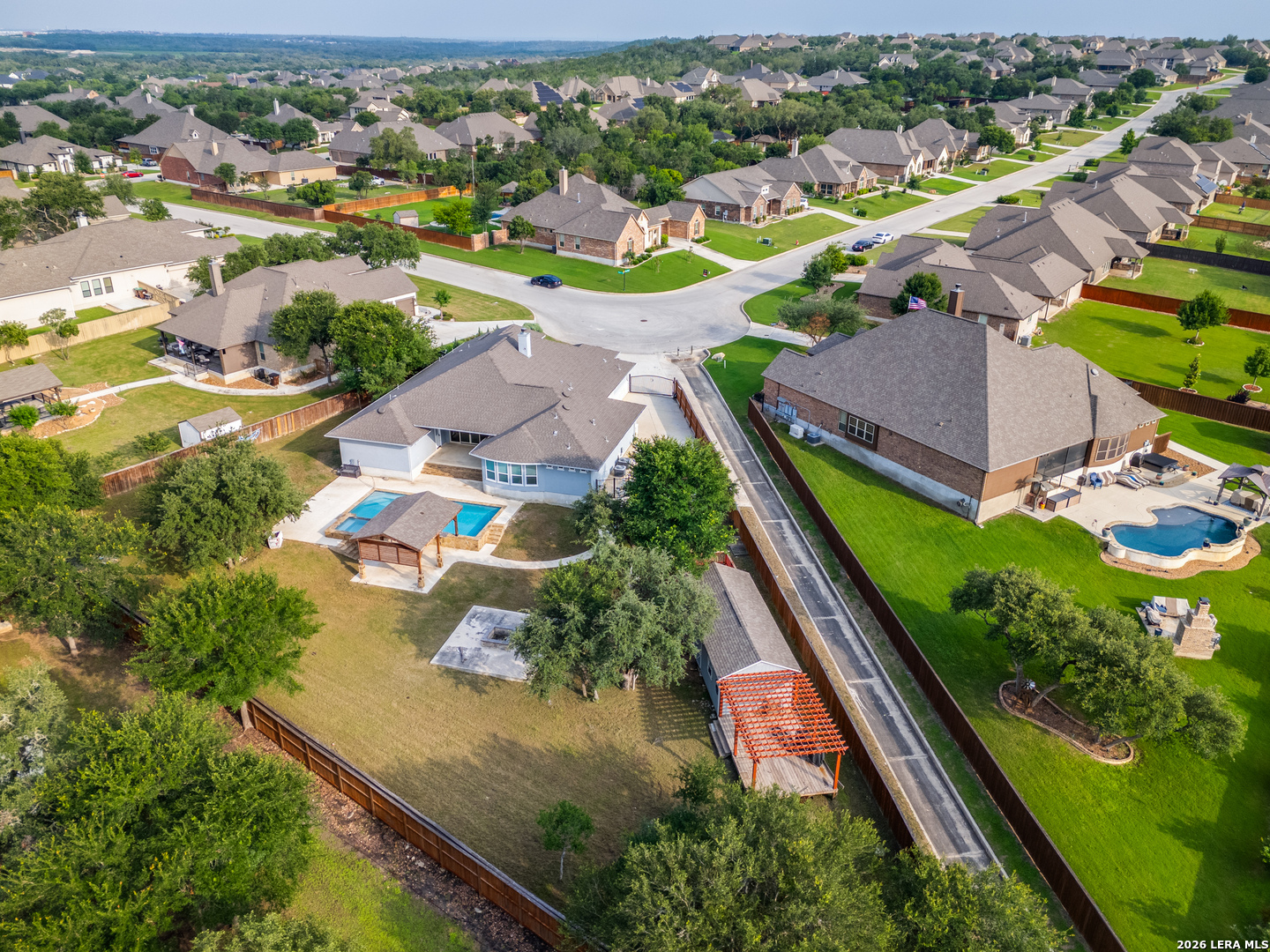 main property photo 7