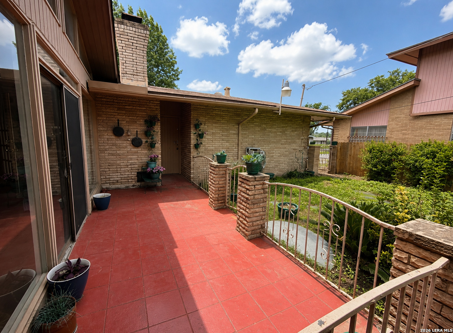main property photo 18