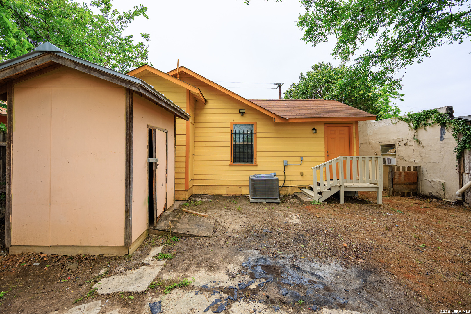 main property photo 28