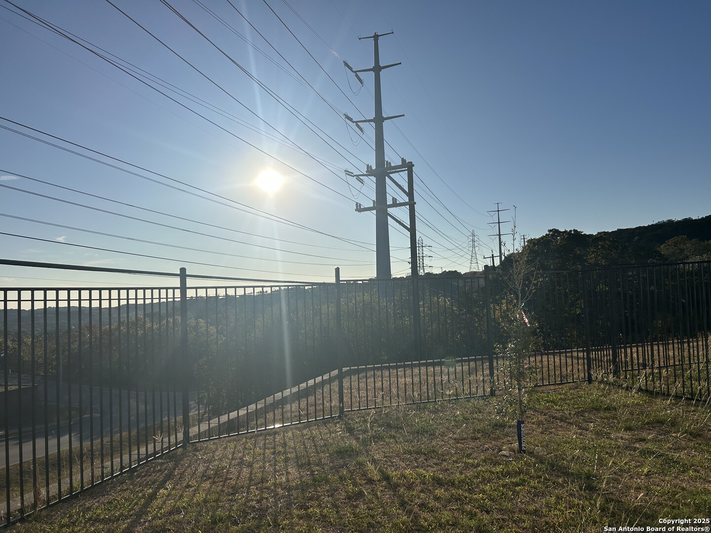 main property photo 15