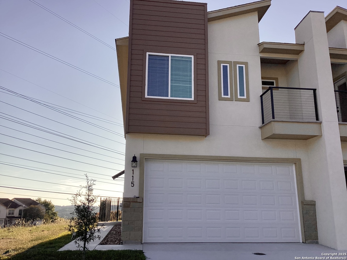 main property photo 21
