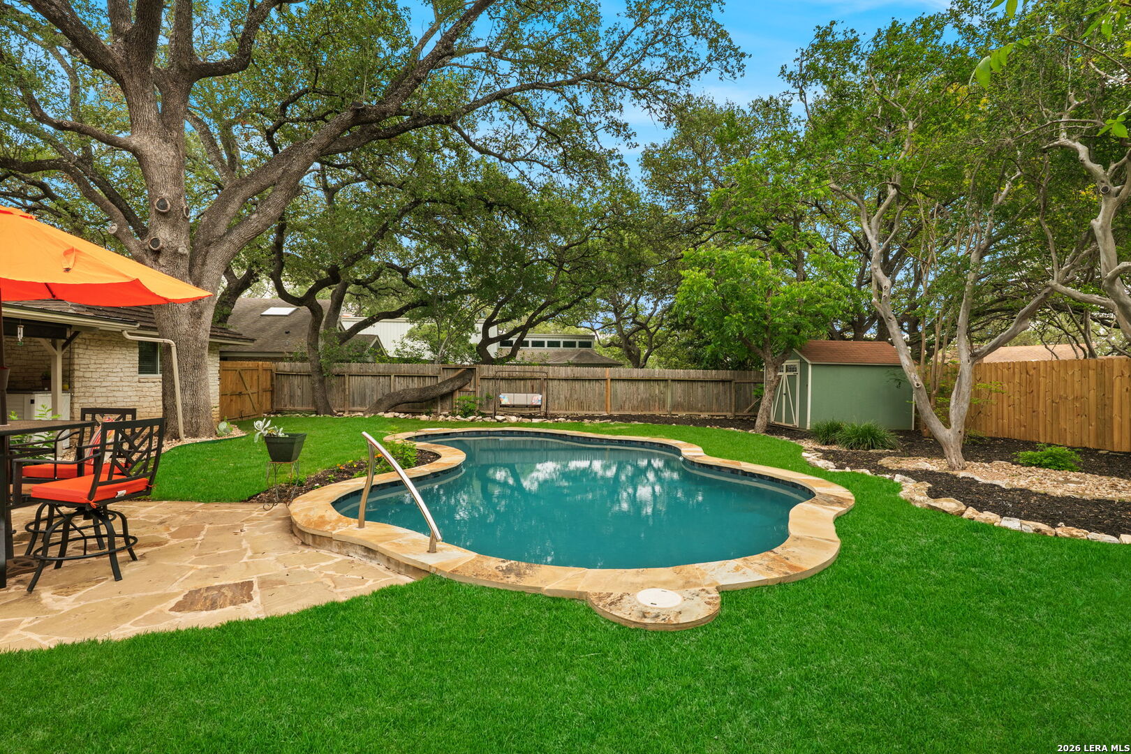 main property photo 37