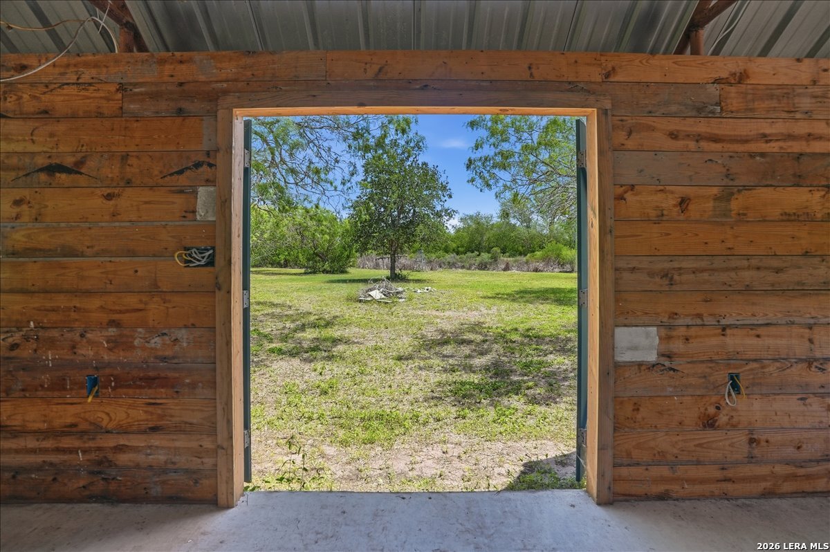 main property photo 27
