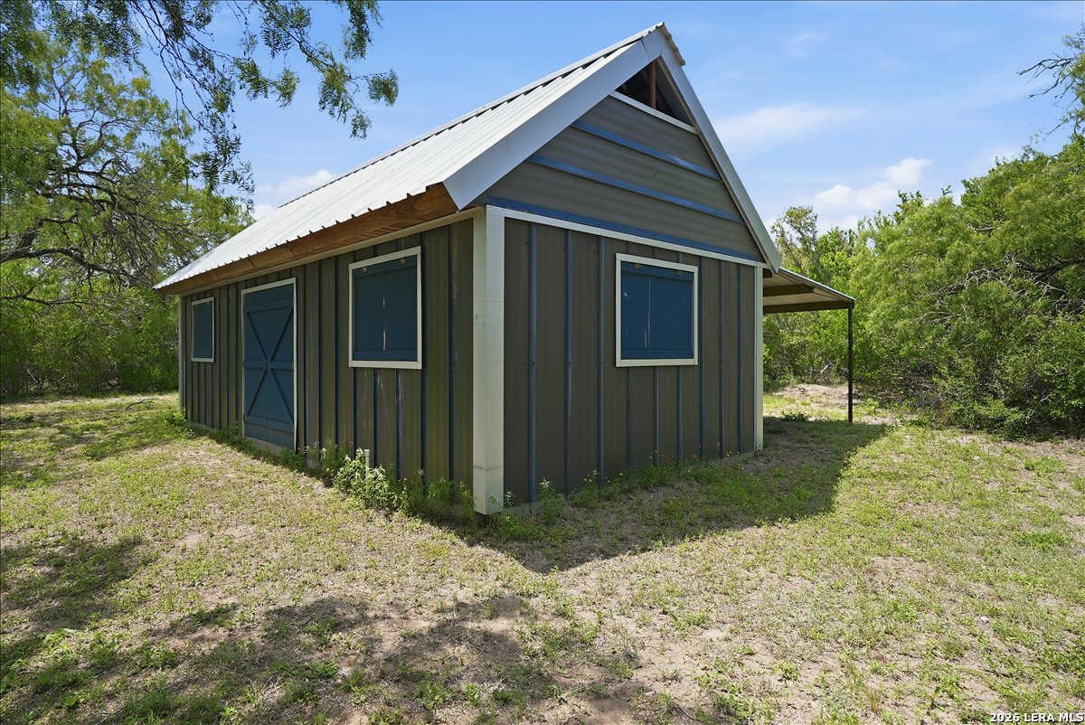main property photo 32