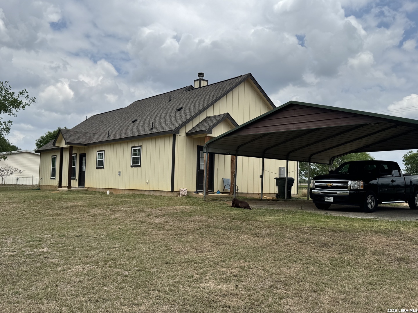 main property photo 3