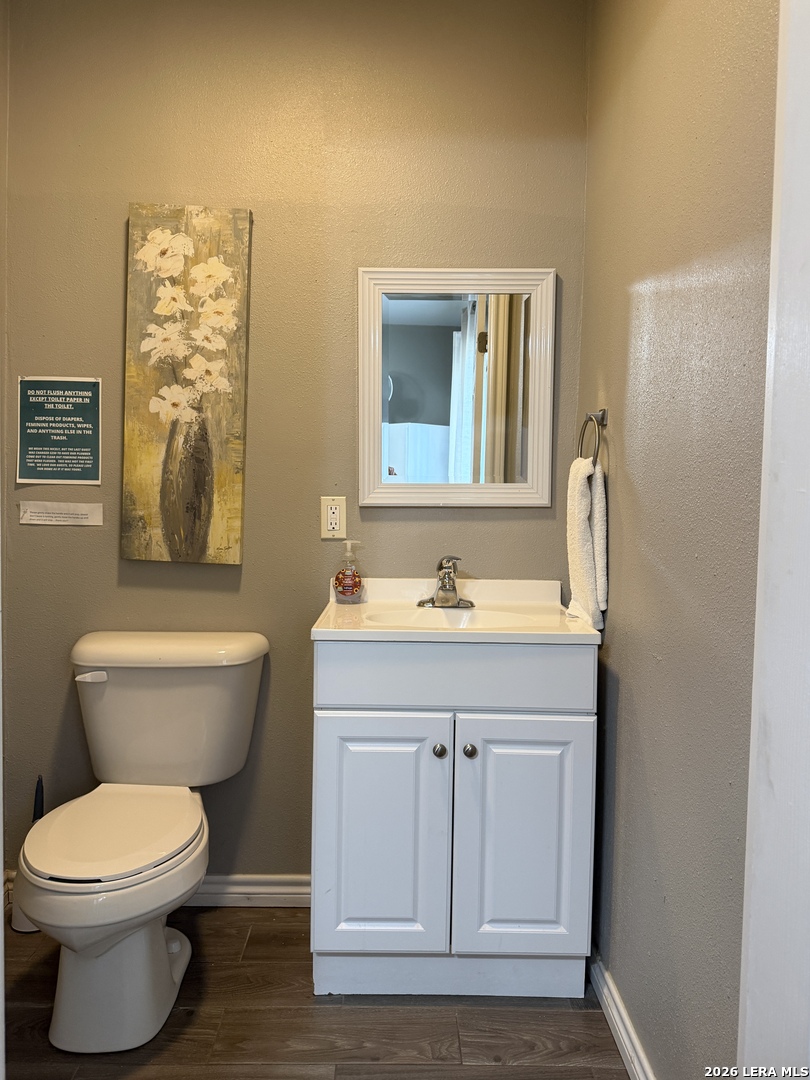 main property photo 16