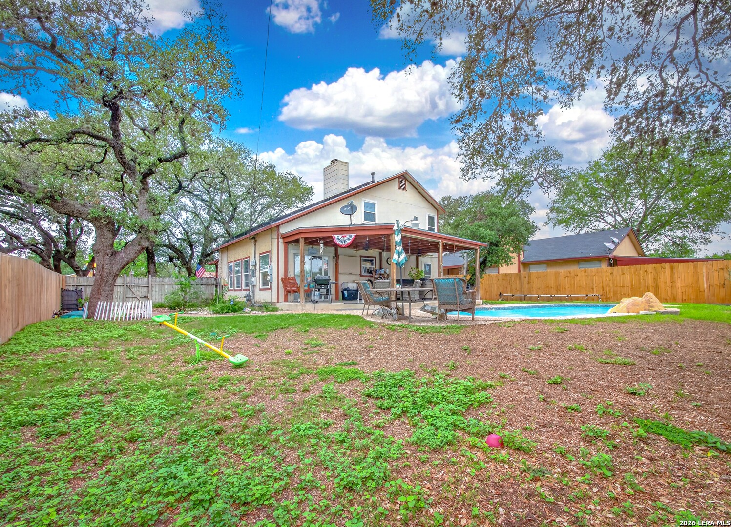main property photo 34