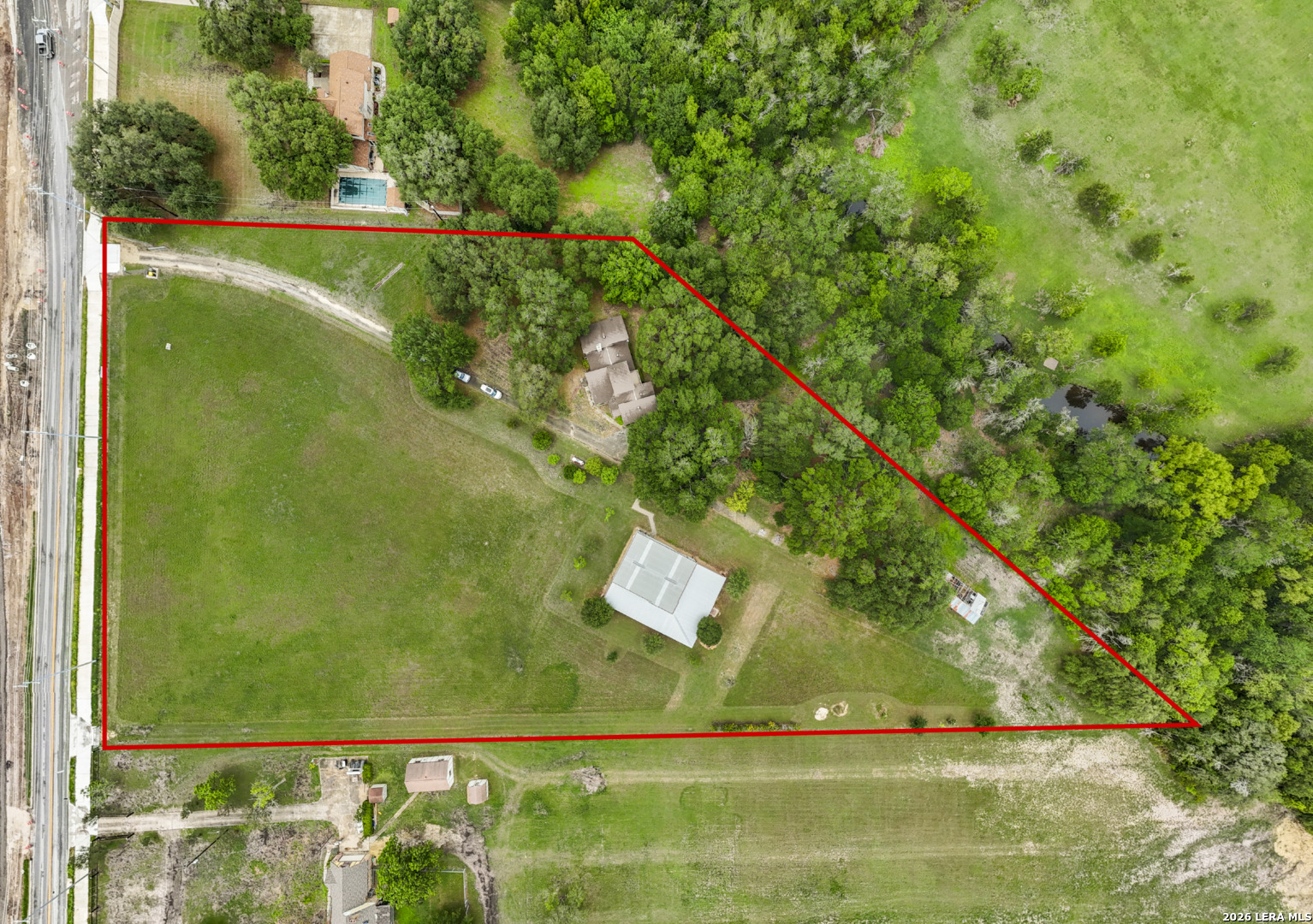 main property photo 14