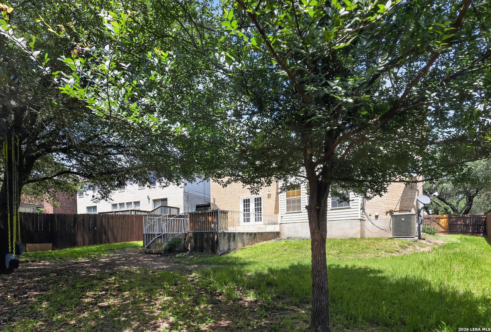main property photo 40