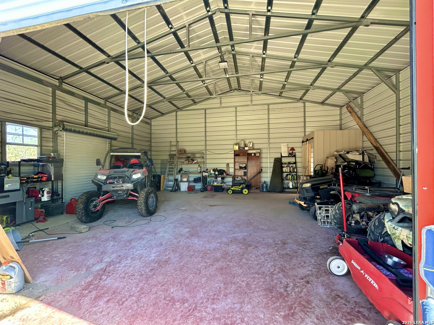 main property photo 5