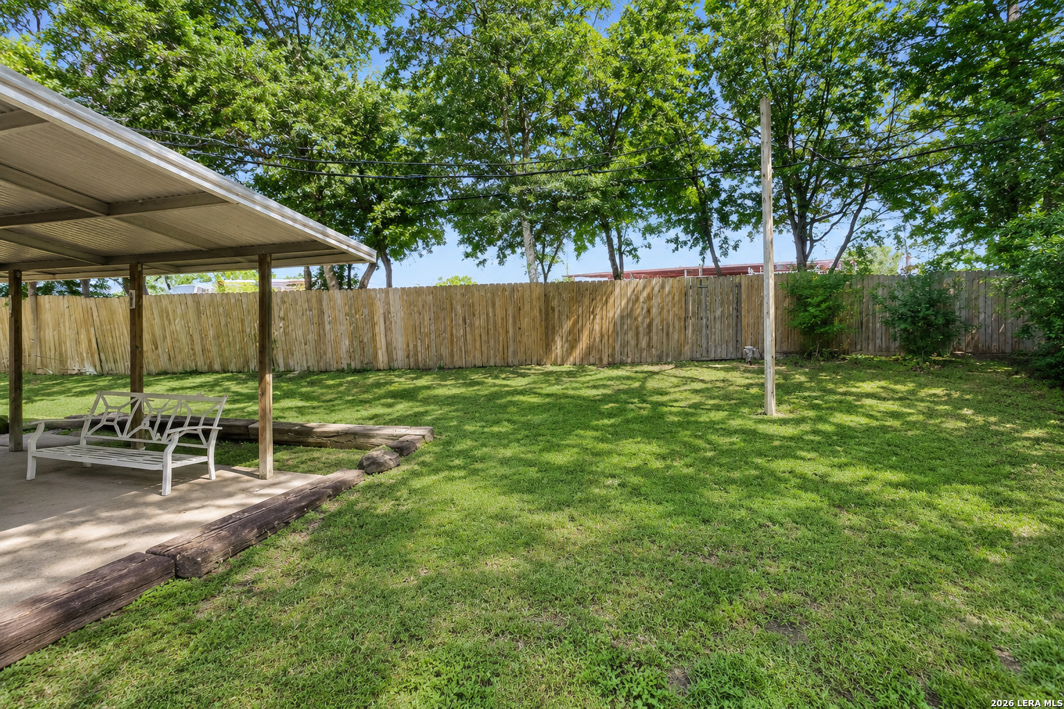 main property photo 33